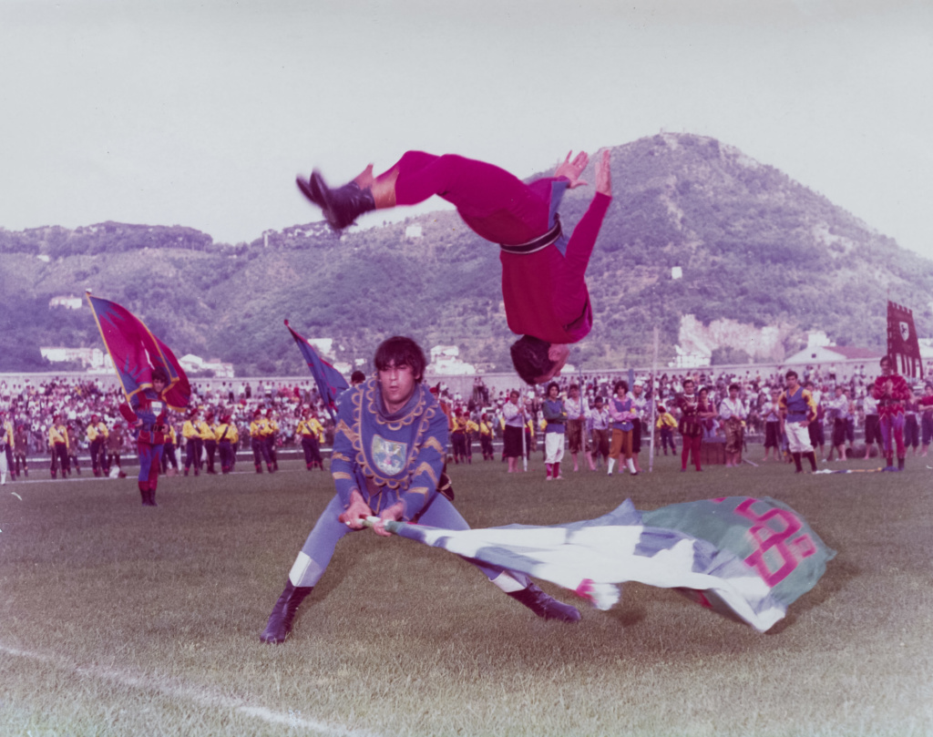 Sbandieratori di Arezzo allo stadio di Cava de' Tirreni