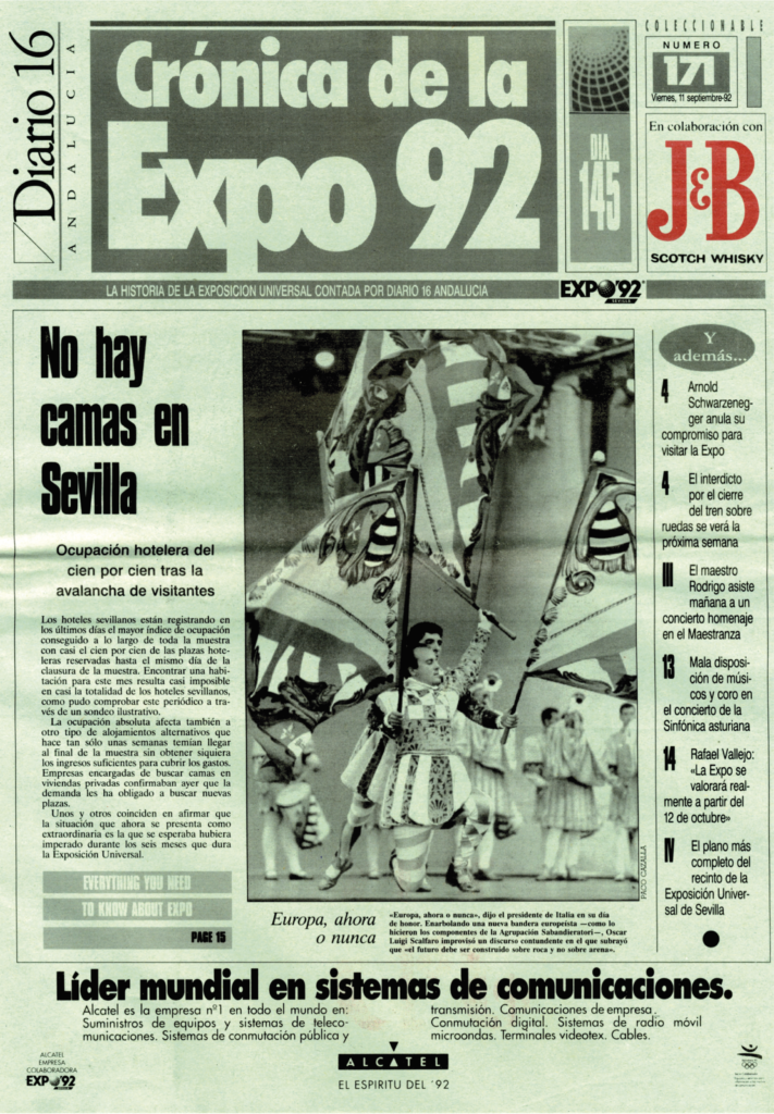 Prima pagina del quotidiano spagnolo dedicato all'Expo del 92 a Siviglia che riporta dell'esibizione degli Sbandieratori Città de La Cava